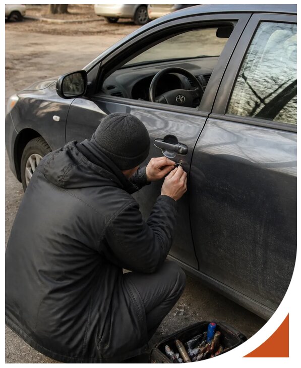 Профессиональное вскрытие автомобиля Тойота без повреждений в Лыткарине